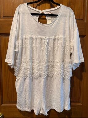 NWT! Sz S oversized! Lyrebird White Embroidered Lace Panel Women’s romper